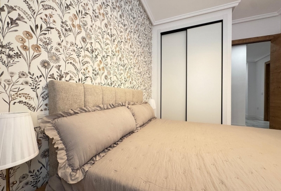 Wiederverkauf - Wohnung - Torrevieja - Playa de los Locos