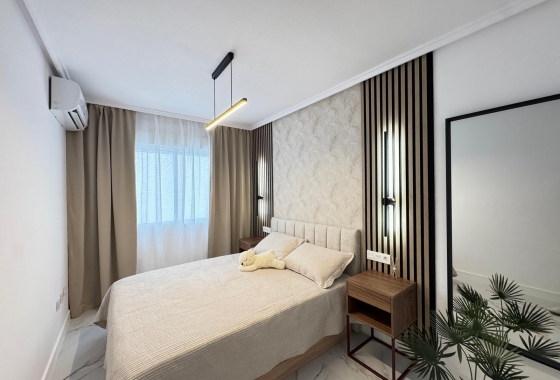 Wiederverkauf - Wohnung - Torrevieja - Playa de los Locos