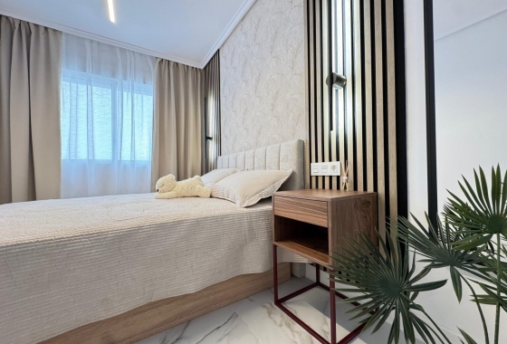 Wiederverkauf - Wohnung - Torrevieja - Playa de los Locos