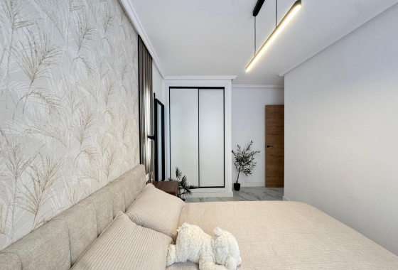 Wiederverkauf - Wohnung - Torrevieja - Playa de los Locos