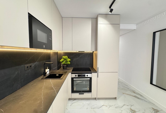 Wiederverkauf - Wohnung - Torrevieja - Playa de los Locos