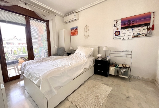 Wiederverkauf - Wohnung - Orihuela Costa - Costa Blanca