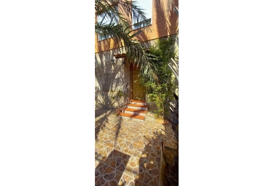 Wiederverkauf - Stadthaus - Torrevieja - Nueva Torrevieja