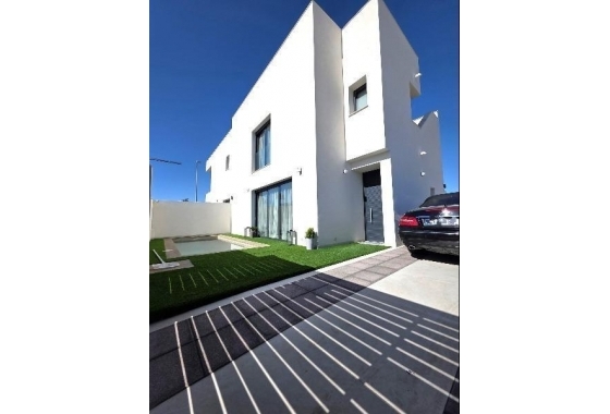 Herverkoop - Villa - Benijofar