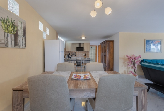 Herverkoop - Finca - Albatera - Inland