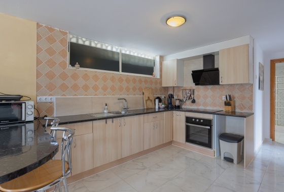 Herverkoop - Finca - Albatera - Inland