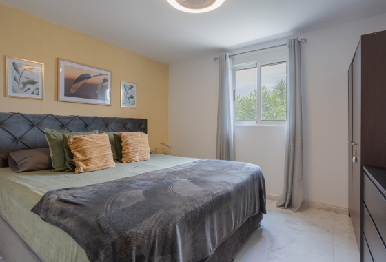 Herverkoop - Finca - Albatera - Inland