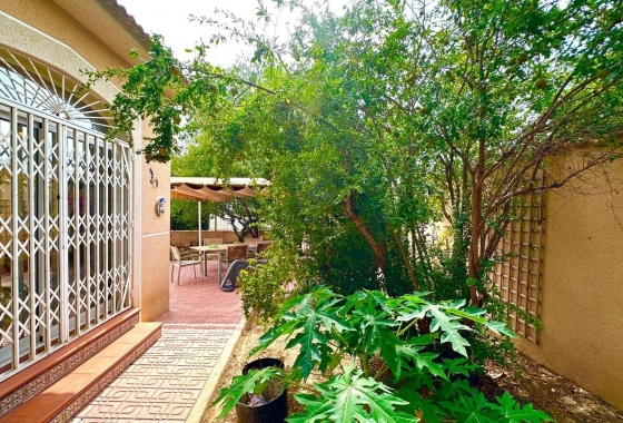 Herverkoop - Villa - Torrevieja - Los Balcones - Los Altos del Edén