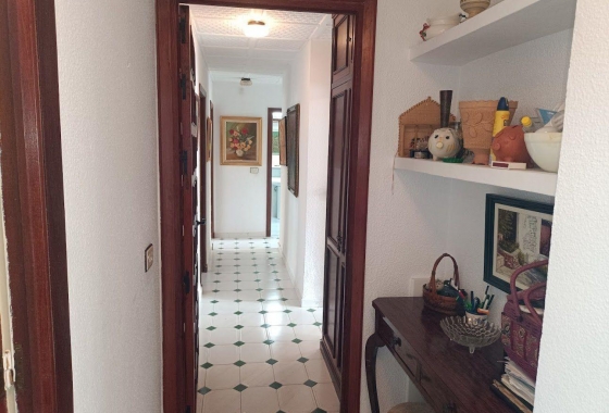 Wiederverkauf - Villa - Orihuela Costa - Campoamor