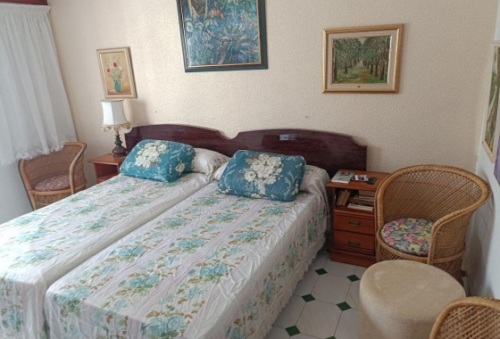 Wiederverkauf - Villa - Orihuela Costa - Campoamor