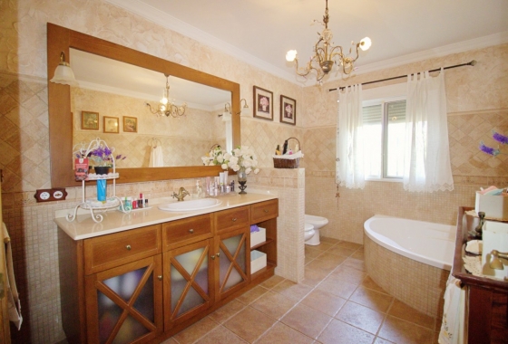 Wiederverkauf - Villa - Elche - Valverde