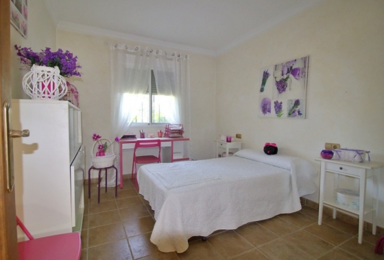 Wiederverkauf - Villa - Elche - Valverde