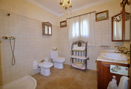 Wiederverkauf - Villa - Elche - Valverde