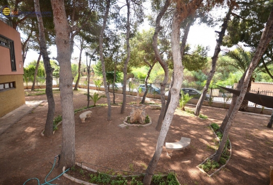 Wiederverkauf - Villa - Torrevieja - Los Balcones