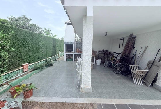 Resale - Villa - Orihuela Costa - Campoamor