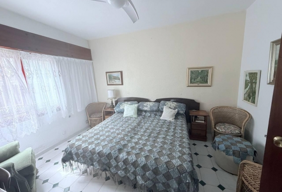 Resale - Villa - Orihuela Costa - Campoamor