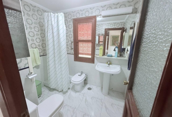 Resale - Villa - Orihuela Costa - Campoamor