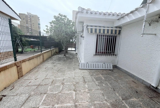 Resale - Villa - Orihuela Costa - Campoamor