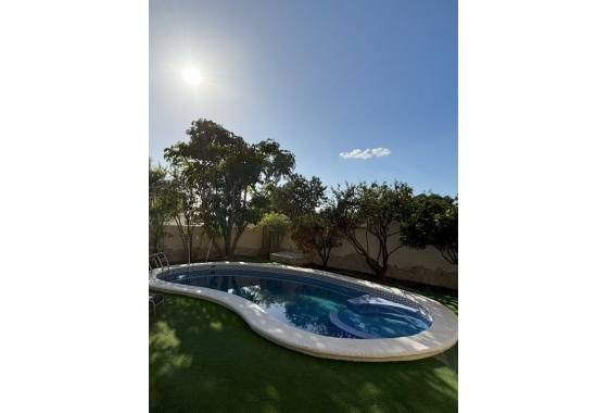 Herverkoop - Villa - Ciudad Quesada - Costa Blanca