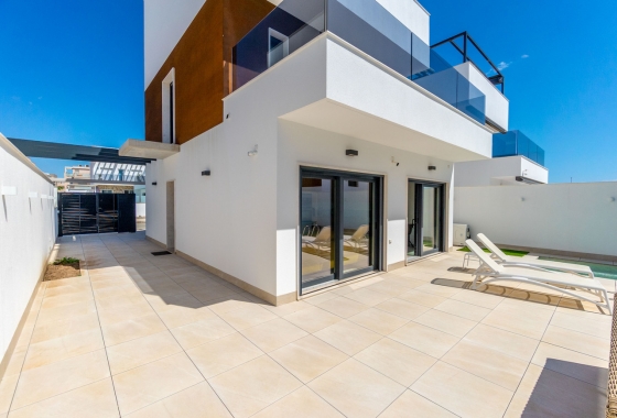 Resale - Villa - Torre de la Horadada - Costa Blanca