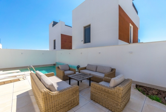 Resale - Villa - Torre de la Horadada - Costa Blanca