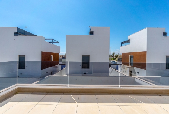 Resale - Villa - Torre de la Horadada - Costa Blanca