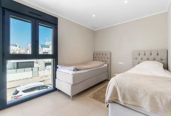 Resale - Villa - Torre de la Horadada - Costa Blanca