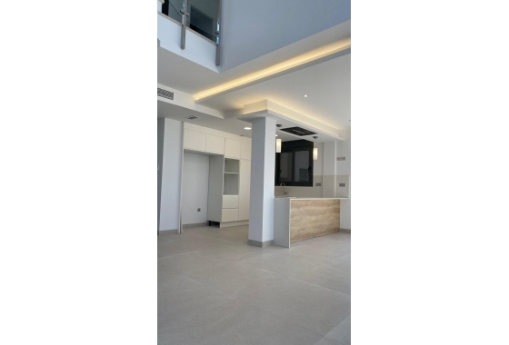 Wiederverkauf - Villa - Torrevieja - Los Balcones