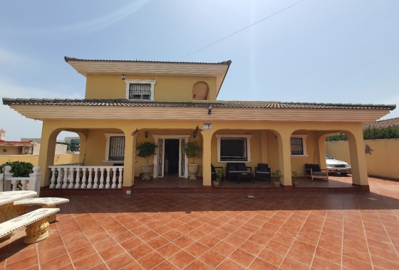 Herverkoop - Villa - Torrevieja - Costa Blanca