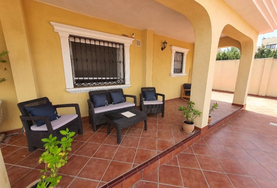 Herverkoop - Villa - Torrevieja - Costa Blanca