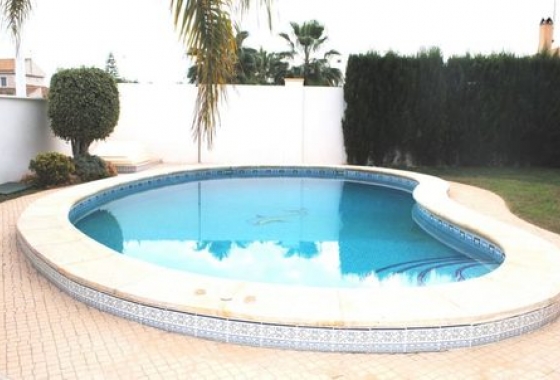 Herverkoop - Villa - La Zenia - Costa Blanca