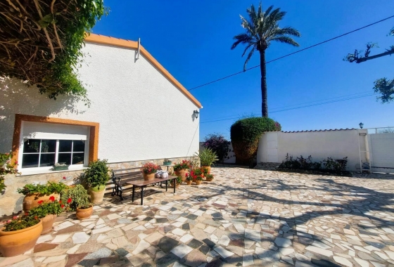 Herverkoop - Finca - La Marina - Costa Blanca