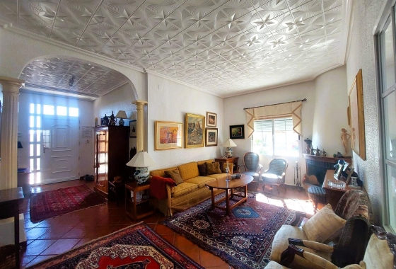 Herverkoop - Finca - La Marina - Costa Blanca