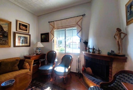 Herverkoop - Finca - La Marina - Costa Blanca