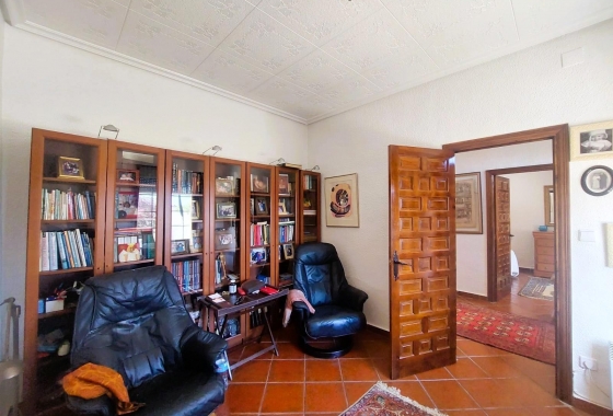 Herverkoop - Finca - La Marina - Costa Blanca