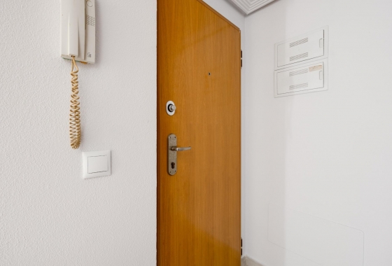 Wiederverkauf - Wohnung - Torrevieja - Estacion De Autobuses