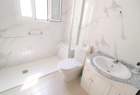 Wiederverkauf - Wohnung - Torrevieja