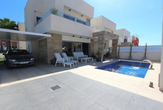 Wiederverkauf - Villa - Orihuela Costa - El Galan