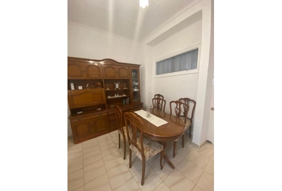 Wiederverkauf - Stadthaus - Torrevieja - Centro