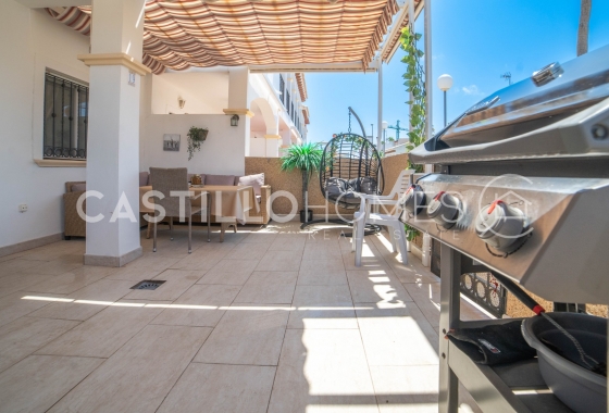 Wiederverkauf - Bungalow - Orihuela Costa - Punta Prima