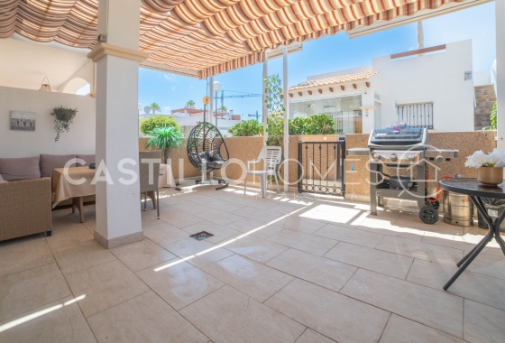 Wiederverkauf - Bungalow - Orihuela Costa - Punta Prima