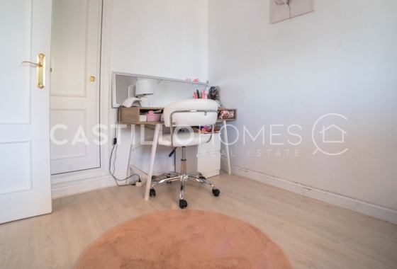 Wiederverkauf - Bungalow - Orihuela Costa - Punta Prima