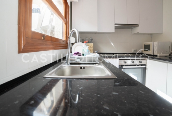 Wiederverkauf - Stadthaus - Torrevieja - aguas nuevas