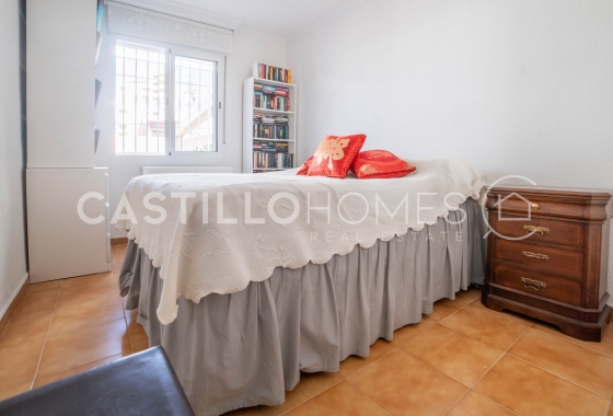 Wiederverkauf - Stadthaus - Torrevieja - aguas nuevas