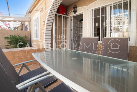 Wiederverkauf - Stadthaus - Torrevieja - aguas nuevas