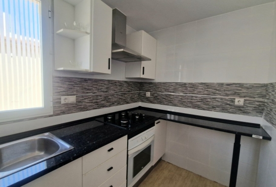 Wiederverkauf - Villa - La Nucía - Costa Blanca