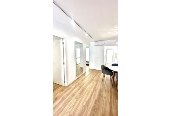 Reventa - Apartamento / piso - Orihuela - Los Balcones Y Los Altos