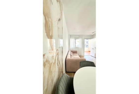 Reventa - Apartamento / piso - Orihuela - Los Balcones Y Los Altos