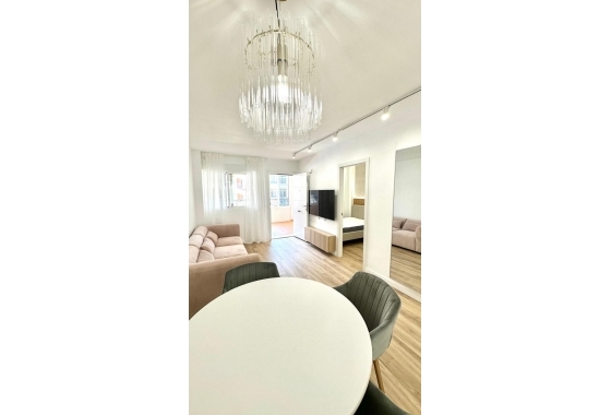 Reventa - Apartamento / piso - Orihuela - Los Balcones Y Los Altos