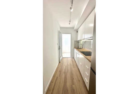 Reventa - Apartamento / piso - Orihuela - Los Balcones Y Los Altos